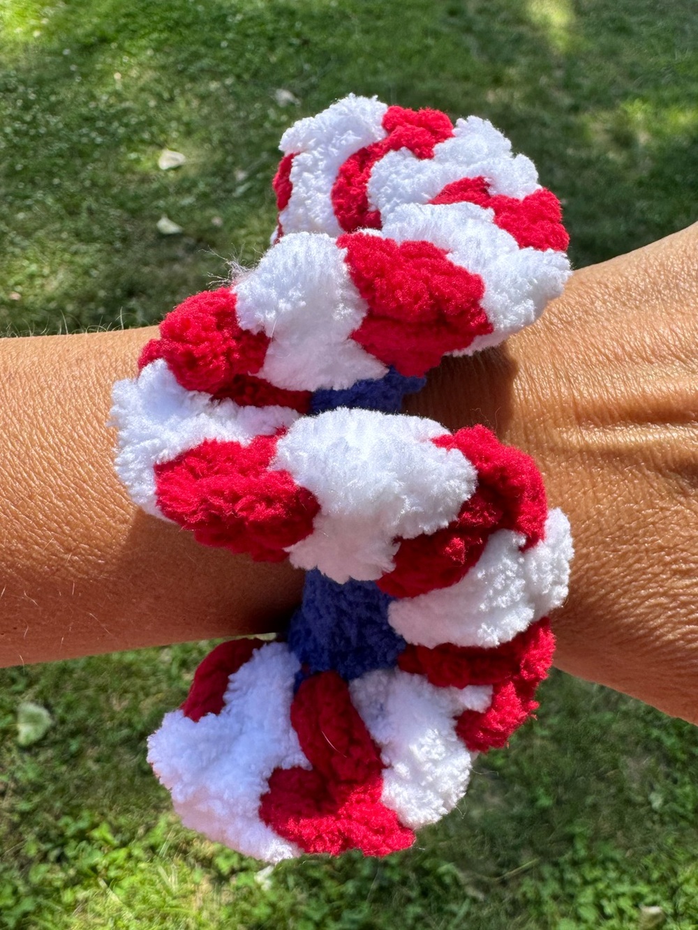 Colorful Large‎ striped Red White Blue Scrunchie NEW